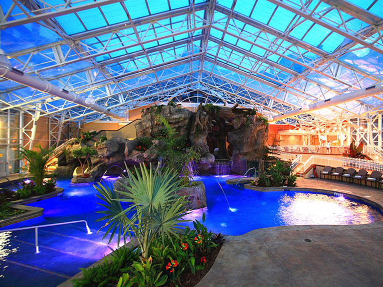 Grand Cascades Lodge featured image