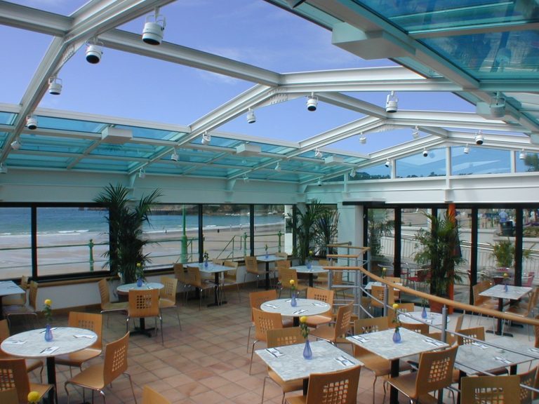 What to Look for in a Retractable Roof Solutions Company featured image