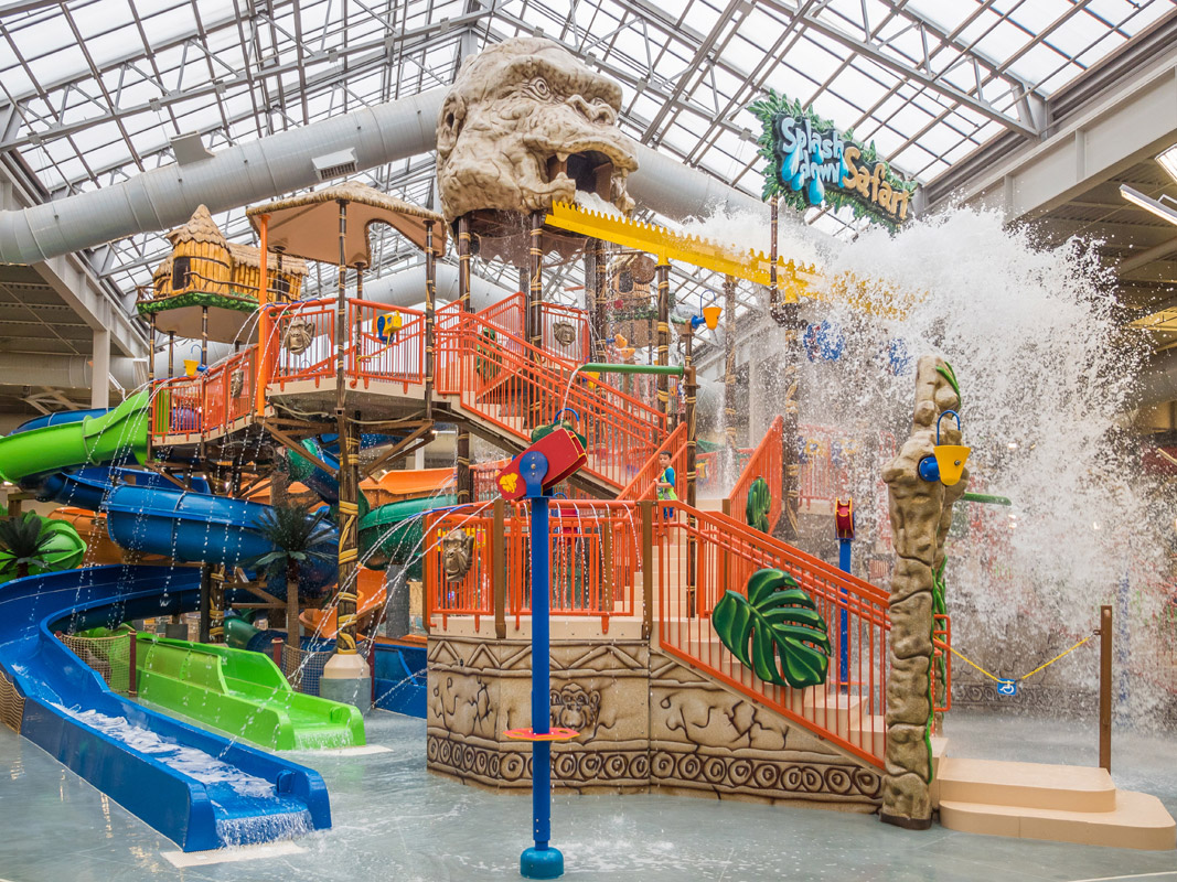 OpenAire's retractable roof over the waterpark at Kalahari Indoor Waterpark in Pocono Mountains, Pennsylvania.